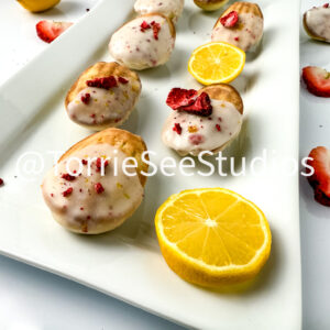 Lemon Strawberry Frosted Madeleines White
