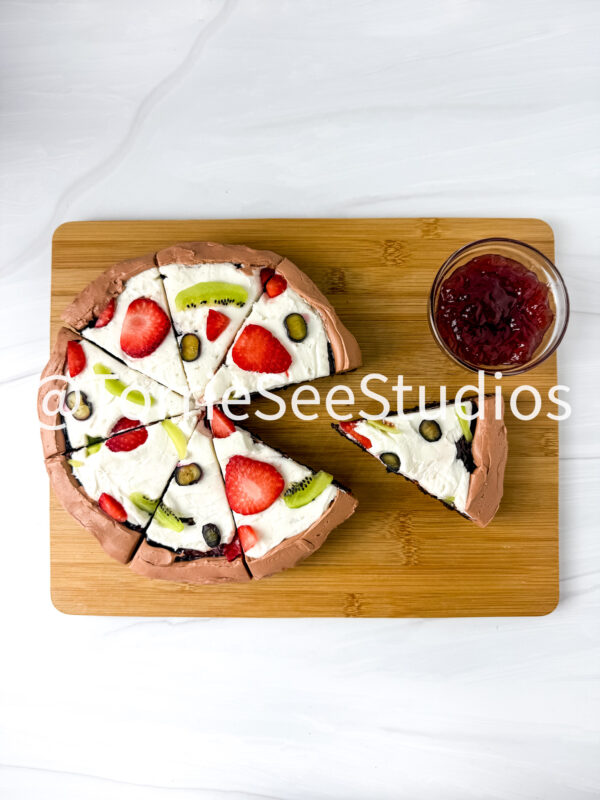 Fruit Pizza Brownie on Sandstone - Image 9