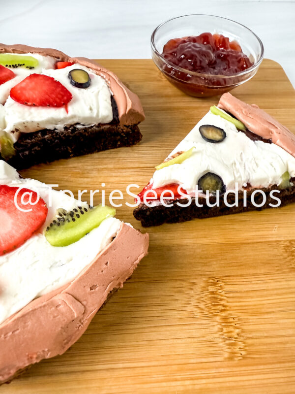 Fruit Pizza Brownie on Sandstone - Image 5