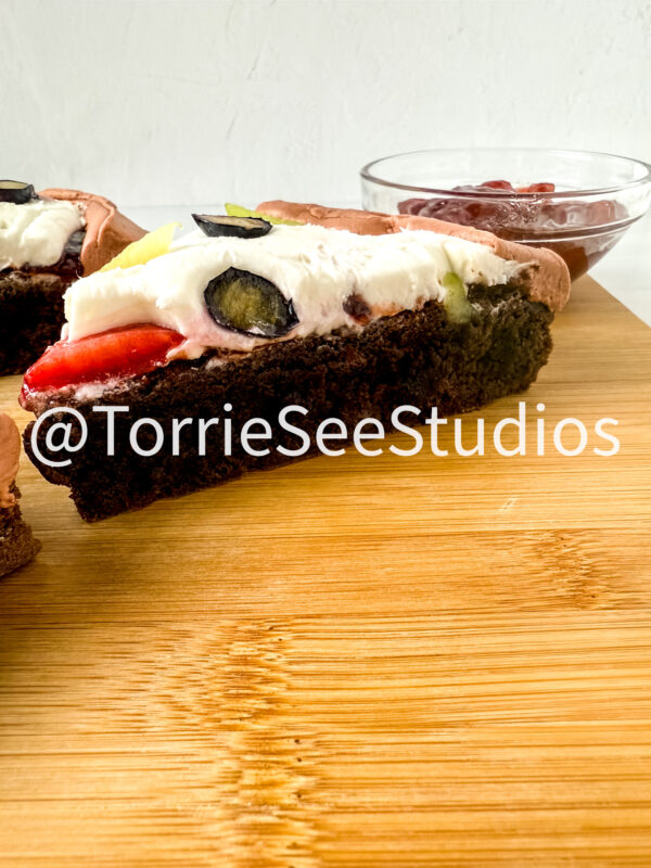 Fruit Pizza Brownie on Sandstone - Image 4