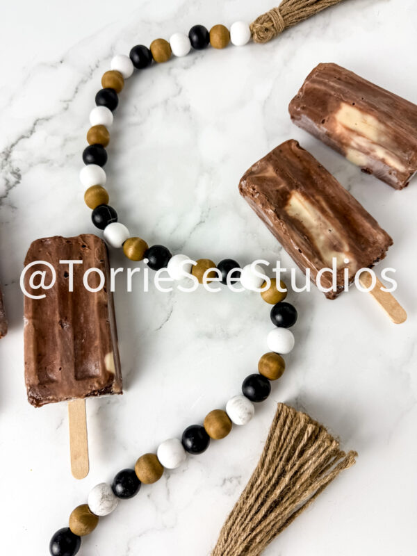 Baileys Pudding Pops on Marble - Image 5