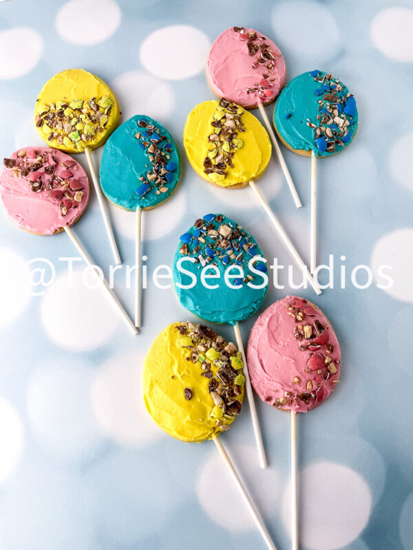 Robin Easter Egg Malted Flavor Cookie Pops on Blue Lights - Image 3
