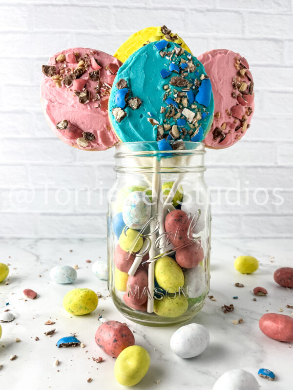 Robin Easter Egg Malted Flavor Cookie Pops on Marble - Image 2