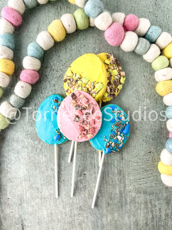 Robin Easter Egg Malted Flavor Cookie Pops on Sage - Image 4