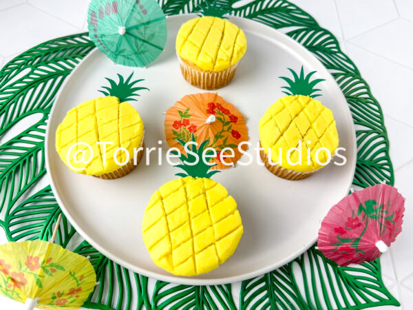 Pineapple Shape Cupcakes on Rhombus Tile