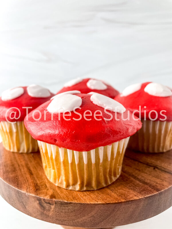 Mushroom Cupcakes Tutorial on Sandstone - Image 7