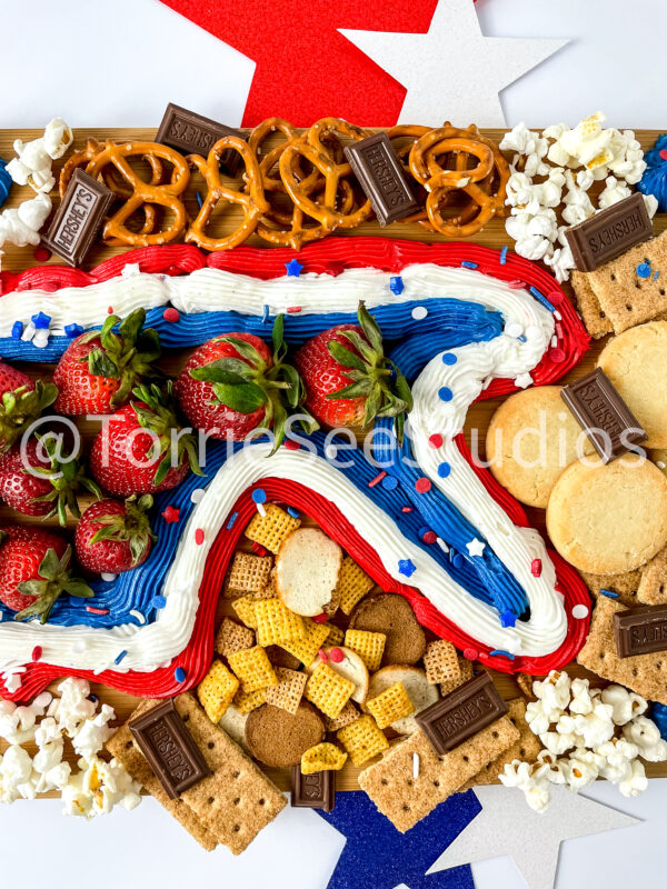 Red White and Blue Buttercream Trail Board on White - Image 12