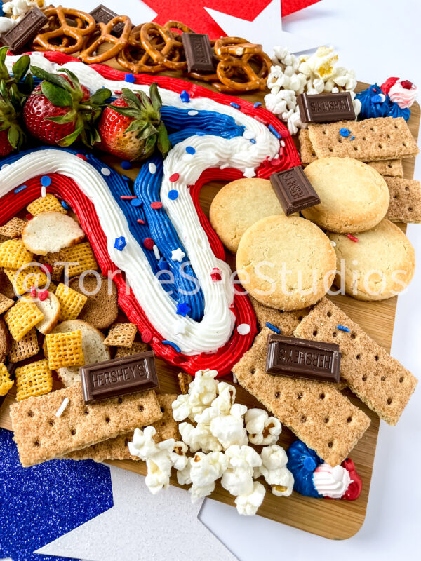Red White and Blue Buttercream Trail Board on White - Image 9