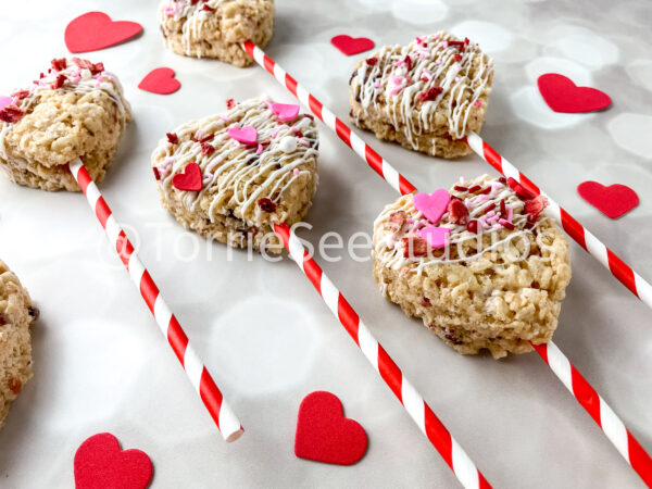 Strawberries and Cream Rice Cereal Treats Pops on Lights - Image 6