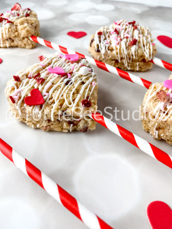 Strawberries and Cream Rice Cereal Treats Pops on Lights - Image 2