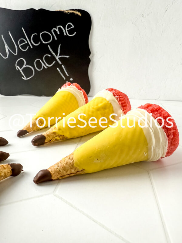 Pencil Cupcake Cone on Rhombus Tile - Image 4