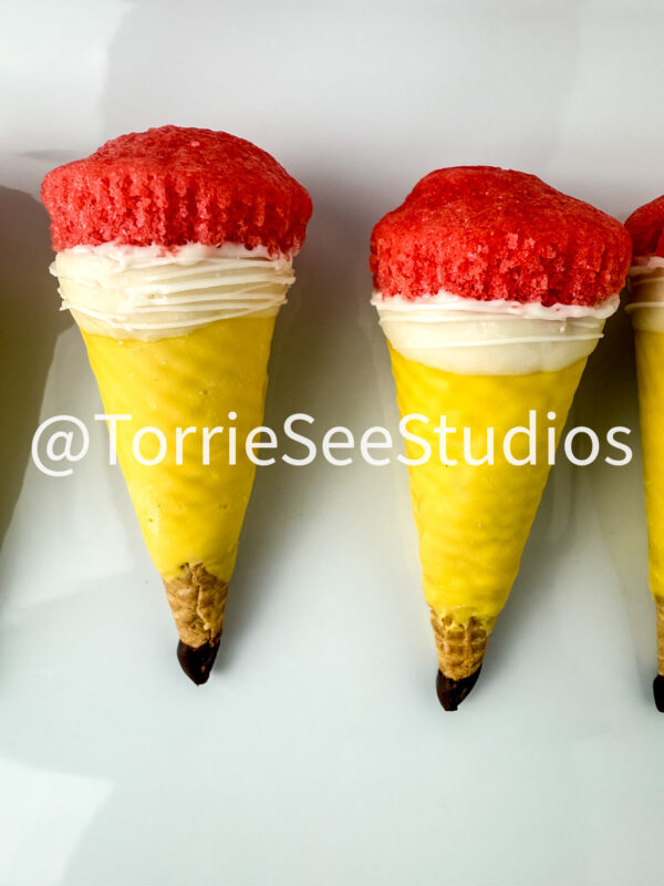 Pencil Cupcake Cone on Linen - Image 8