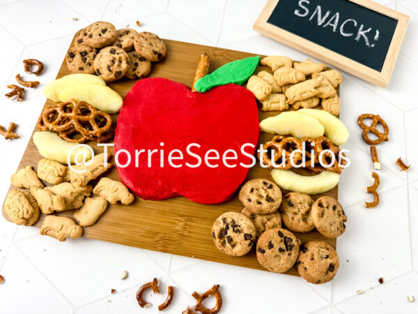 Mini Apple Buttercream Board on Rhombus Tile - Image 8