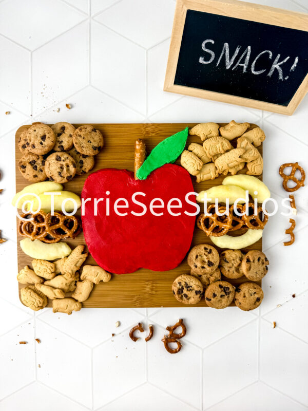 Mini Apple Buttercream Board on Rhombus Tile - Image 7