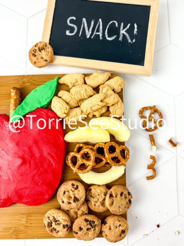 Mini Apple Buttercream Board on Rhombus Tile - Image 3