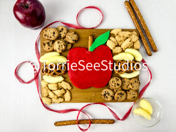 Mini Apple Buttercream Board on Linen