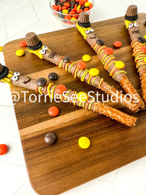 Scarecrow Pretzels on Rhombus Tile - Image 3