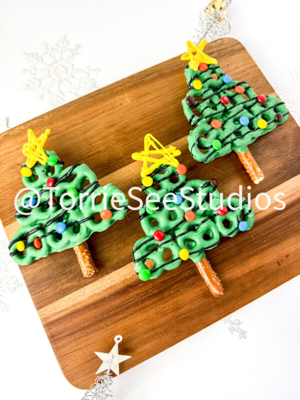 Pretzel Christmas Trees on White - Image 5