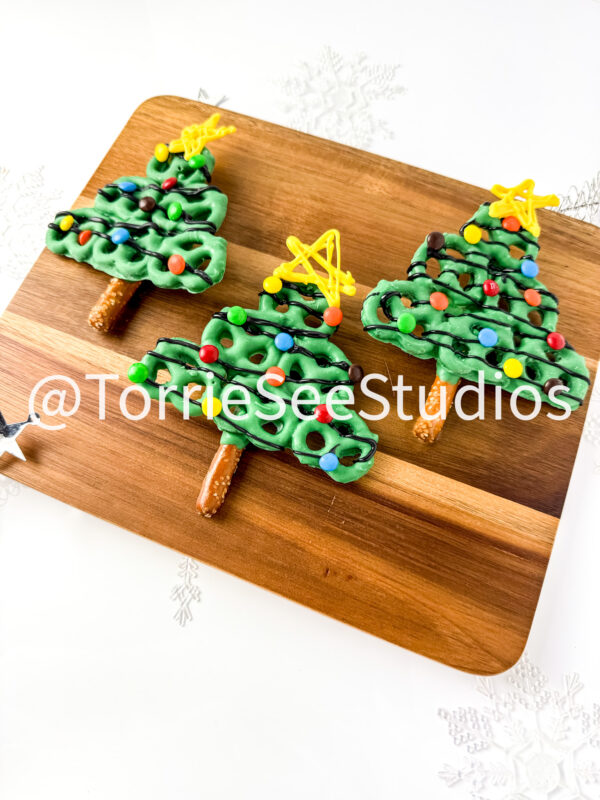 Pretzel Christmas Trees on White - Image 3